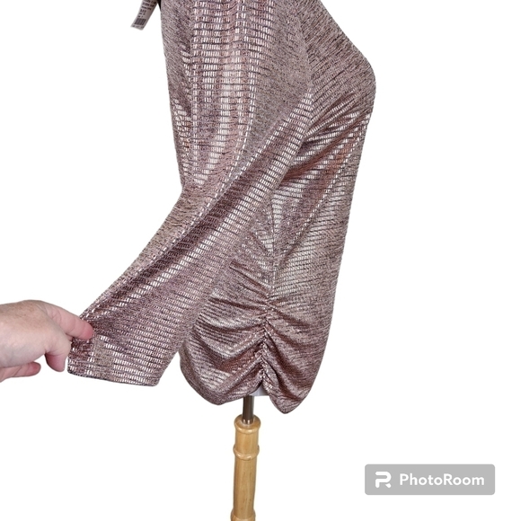 NWT By & By Foil Knit Top - Picture 4 of 9